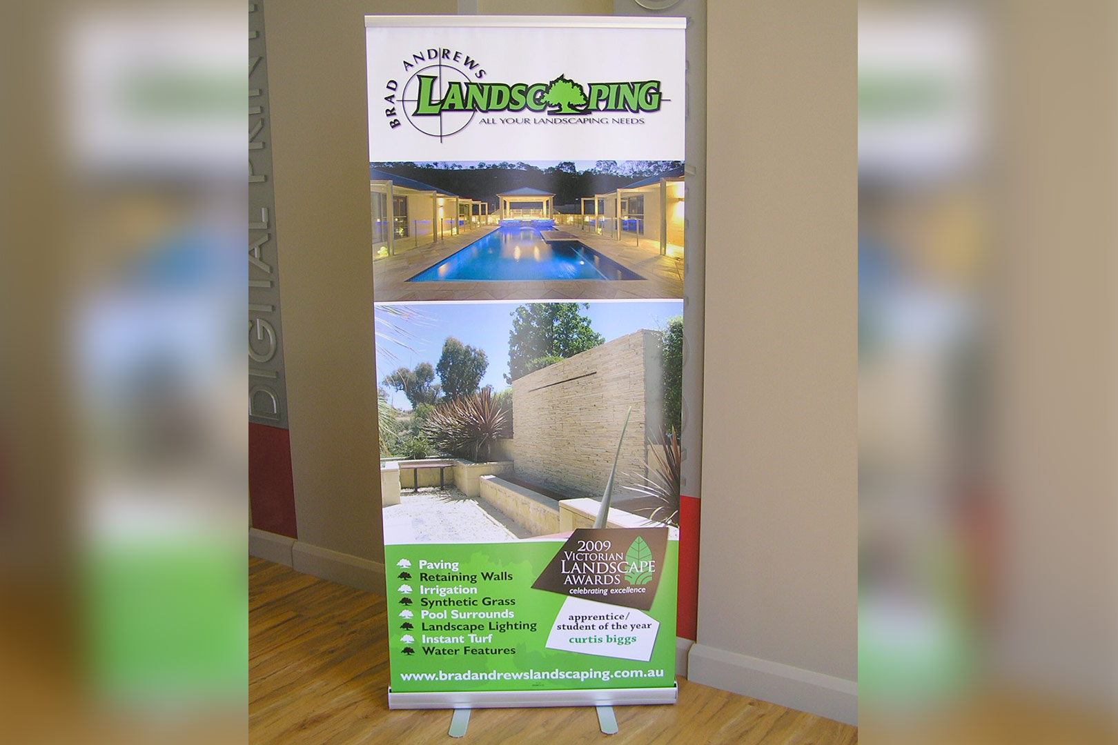 Pull-up Banner   Pull-up Banner